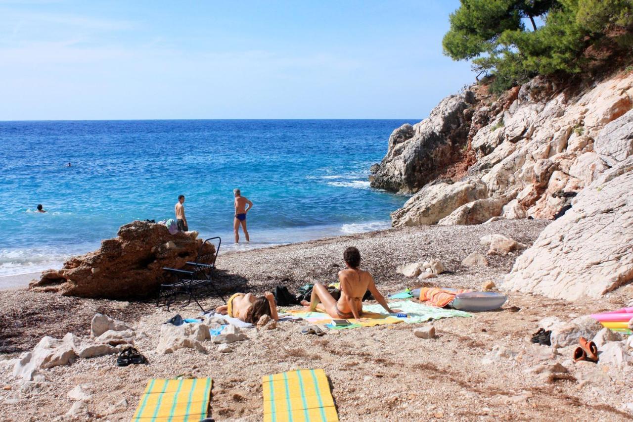 Apartments With A Parking Space Ivan Dolac, Hvar - 8753 Bagian luar foto