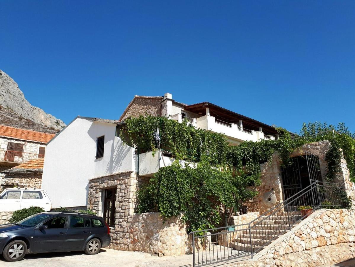 Apartments With A Parking Space Ivan Dolac, Hvar - 8753 Bagian luar foto